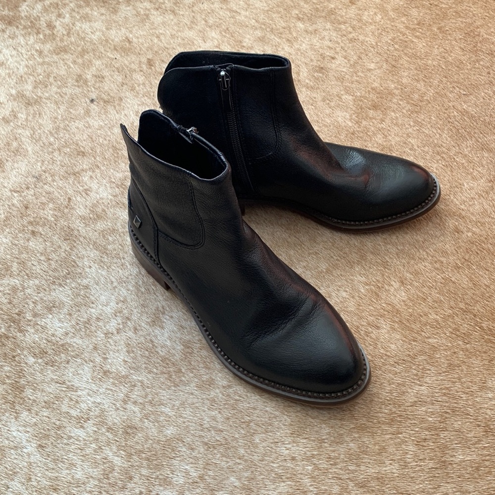 Franco Sarto Leather booties!